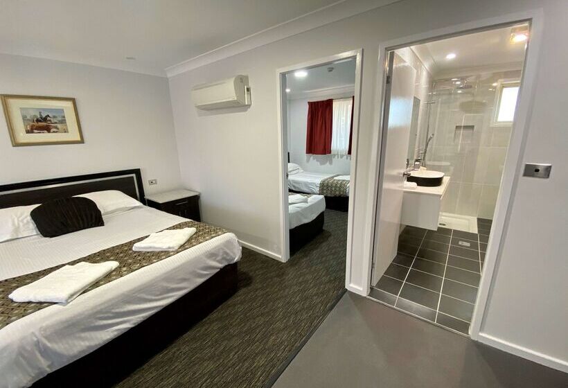 فندق Best Western Plus All Settlers Motor Inn