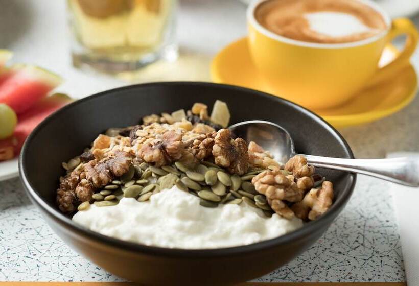 هتل Rydges Darwin Central