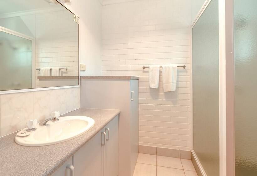 Seasonal South Motel & Function Centre