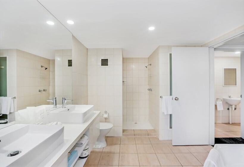 هتل Cairns Sheridan