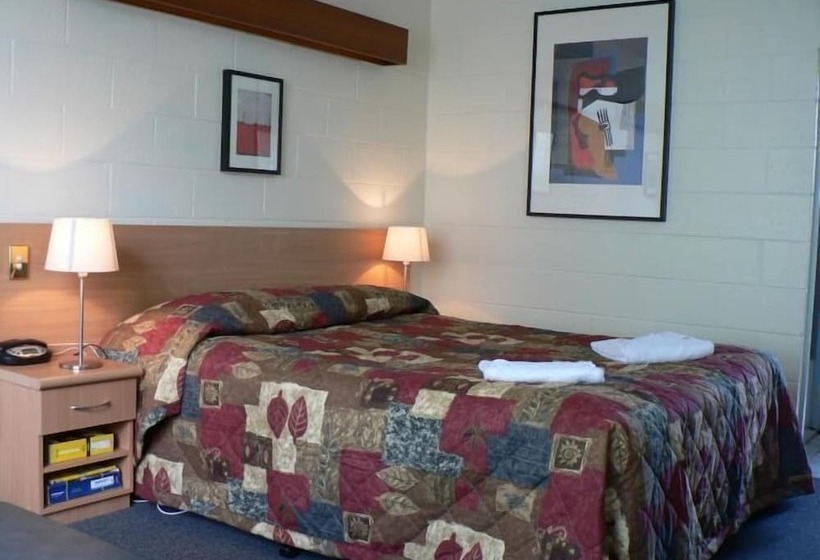 فندق Coburg Motor Inn