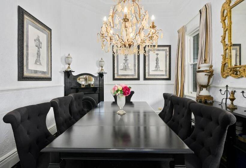 هتل The Convent Hunter Valley