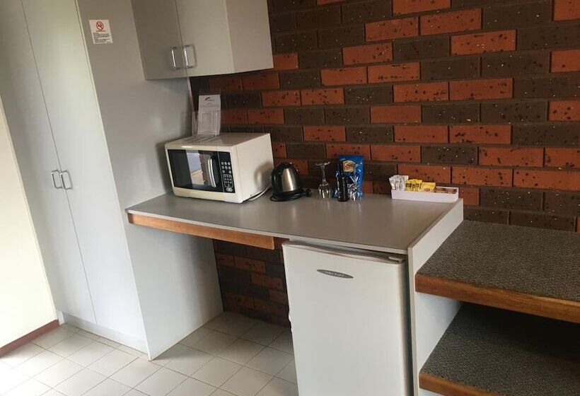 בית מלון כפרי Warragul Views Motor Inn