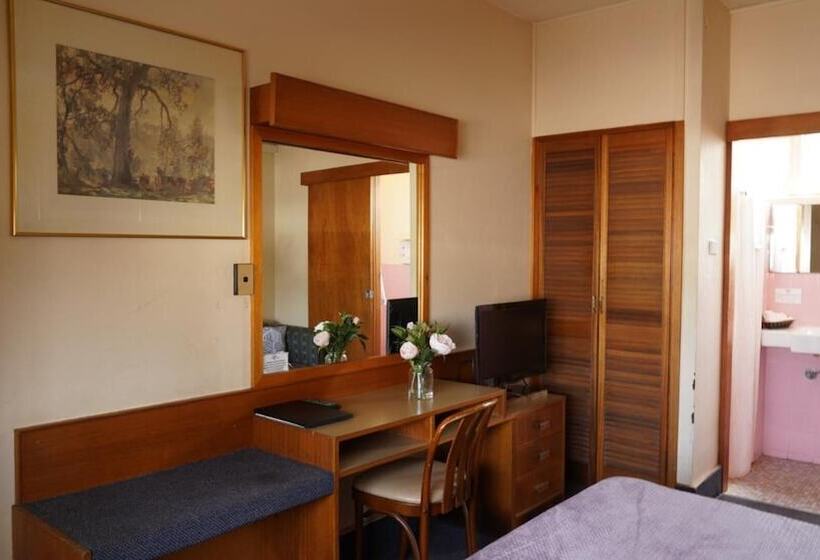 Мотель Country Motor Inn