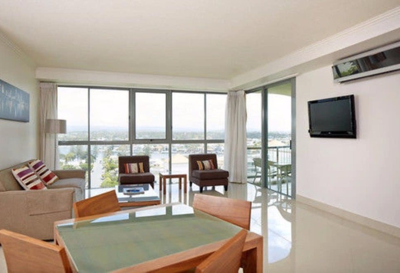 استراحتگاه Mantra Sun City