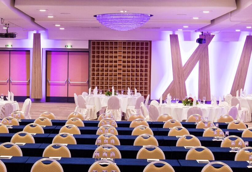 בית מלון כפרי Wyndham Grand Salzburg Conference Centre