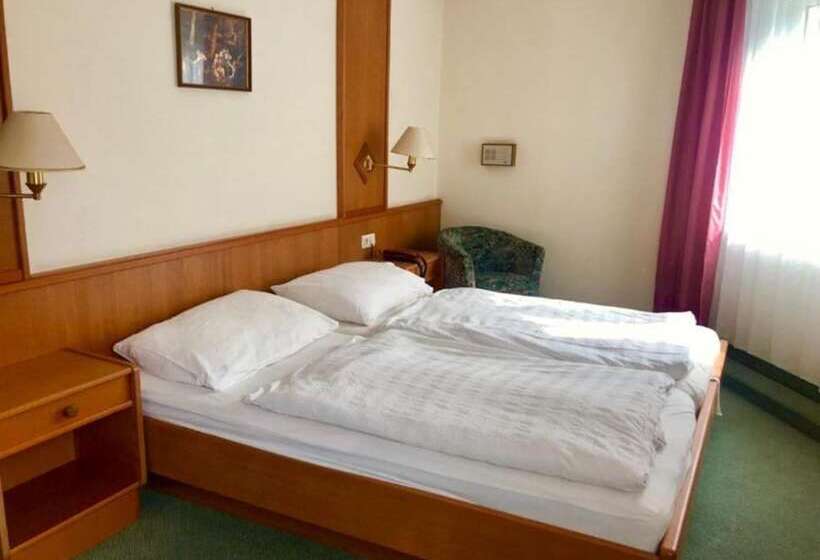 Strandbad Hotel Pension Eden