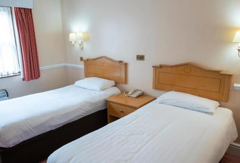 فندق Beaufort Park