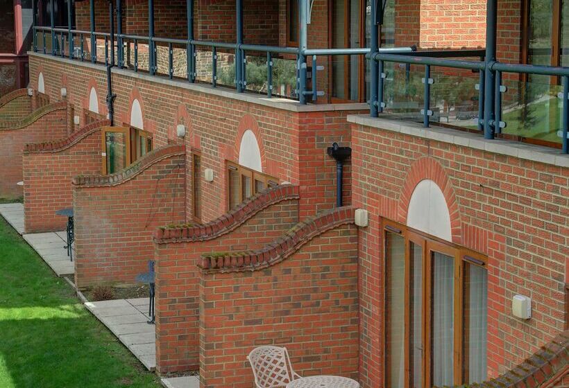 Kings Lynn Knights Hill Hotel & Spa, Bw Signature Collection