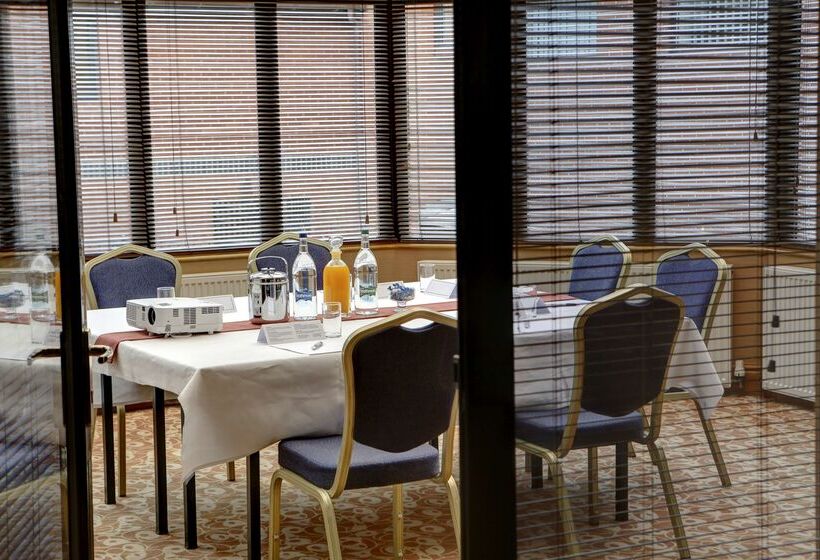 فندق Best Western Frodsham Forest Hills