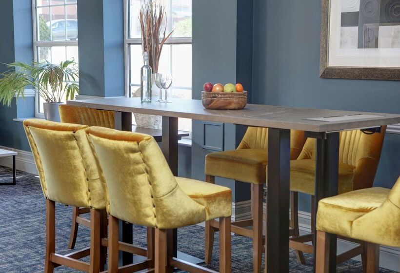 هتل Best Western Premier Yew Lodge East Midlands Airport