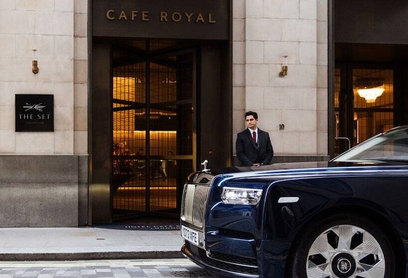 هتل Cafe Royal