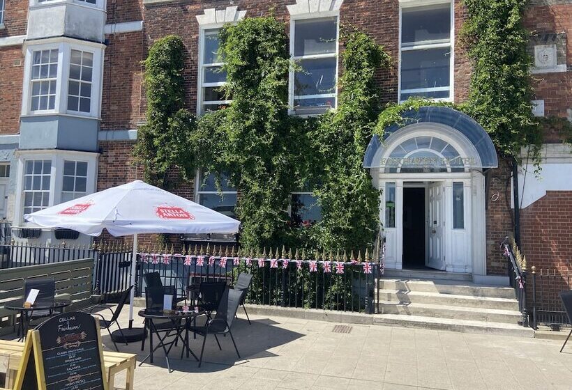 בית מלון כפרי The Fairhaven