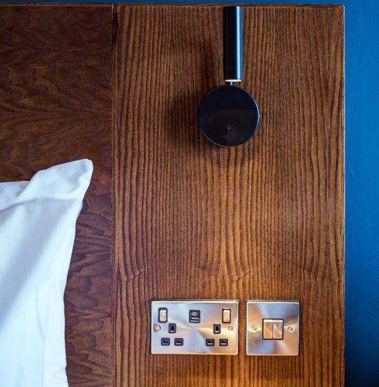 酒店 Toby Carvery Edinburgh West By Innkeeper S Collection