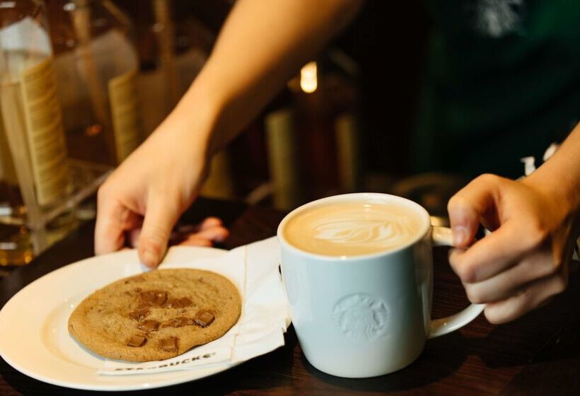 Village Hotel Swindon