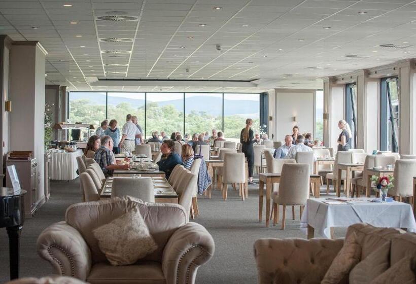 Comis Hotel & Golf Resort