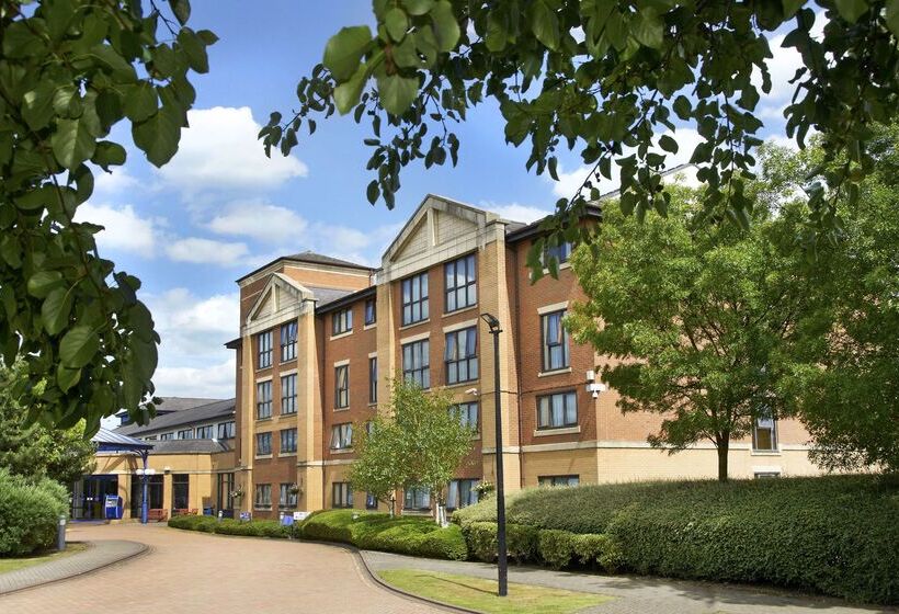 هتل Doubletree By Hilton Coventry