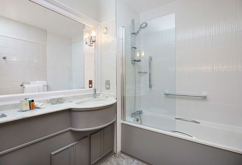 هتل Doubletree By Hilton Coventry