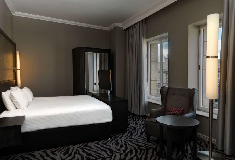 בית מלון כפרי Doubletree By Hilton  Edinburgh City Centre