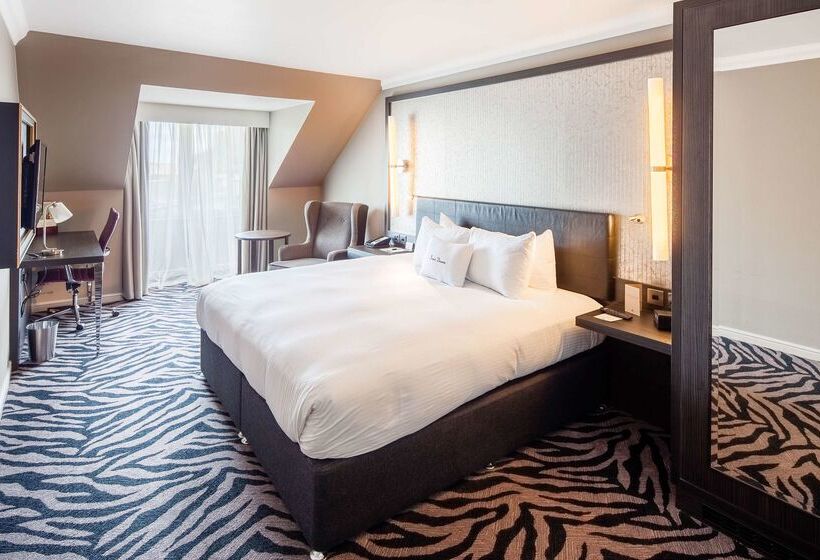 בית מלון כפרי Doubletree By Hilton  Edinburgh City Centre