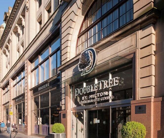 בית מלון כפרי Doubletree By Hilton  Edinburgh City Centre