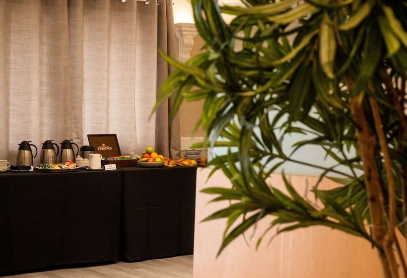 فندق Holiday Inn A55 Chester West, An Ihg