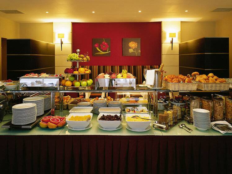 هتل Miiro Templeton Garden