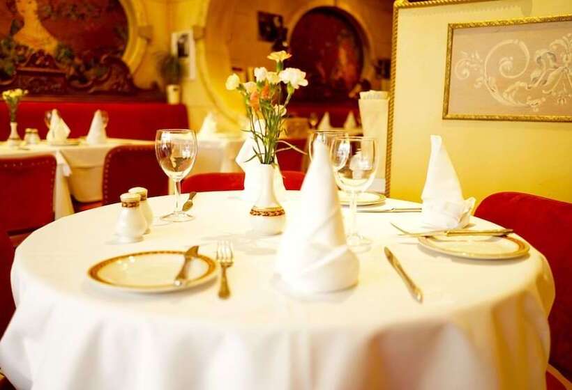 هتل La Gaffe   Bed And Breakfast