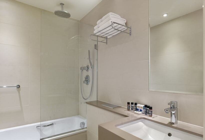 هتل Norfolk Towers Paddington