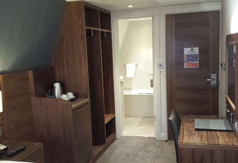 هتل Norfolk Towers Paddington