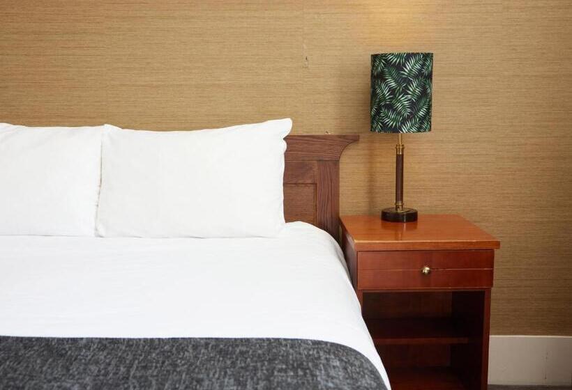 Kings Arms Hotel By Greene King Inns