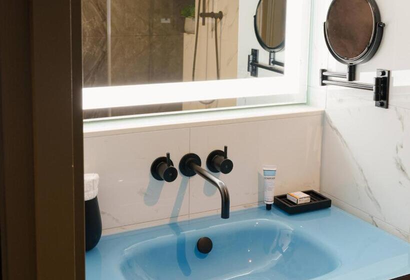 Middle Eight   Covent Garden   Preferred Hotels And Resorts