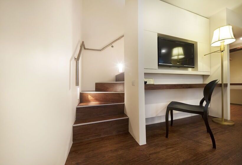 هتل Nottingham Place