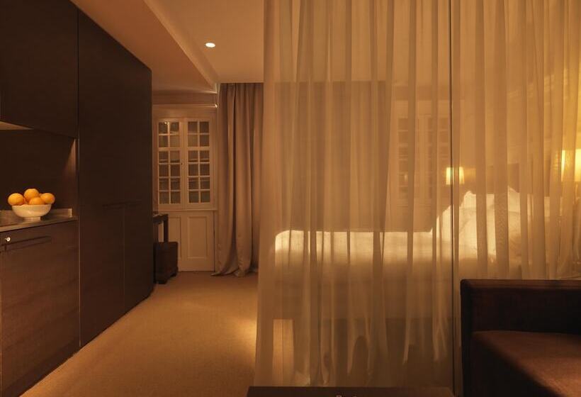 هتل Nottingham Place