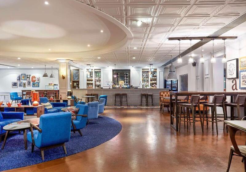 Novotel London Stansted Airport