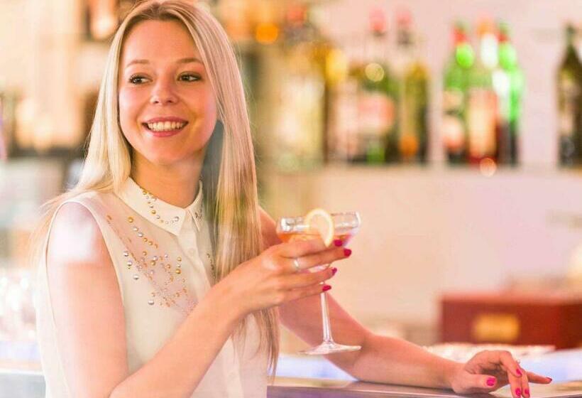 Novotel Manchester West