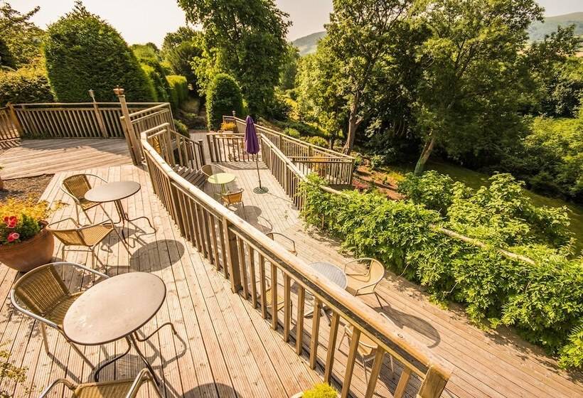 Peterstone Court Country House Restaurant & Spa