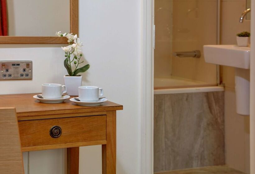 Queensway Hotel, Sure Hotel Collection By Best Western