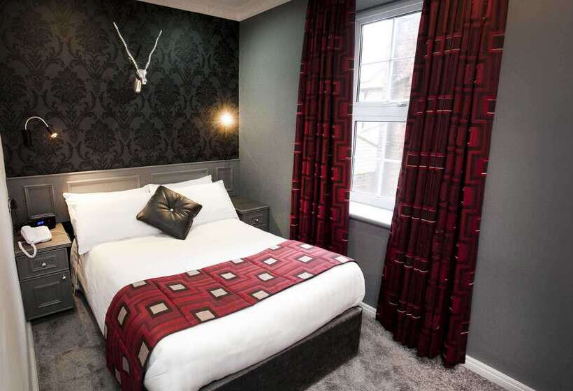 St James Hotel; Bw Premier Collection