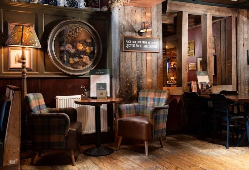 ホテル The Ambleside Inn   The Inn Collection Group