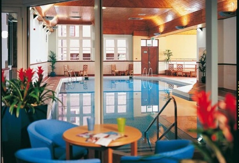 Stirling Highland Hotel Part Of The Cairn Collection