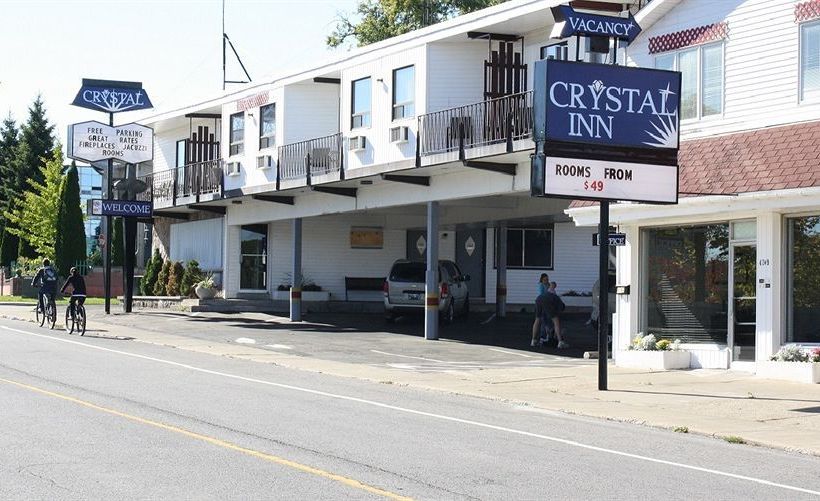 مُتل Crystal Inn
