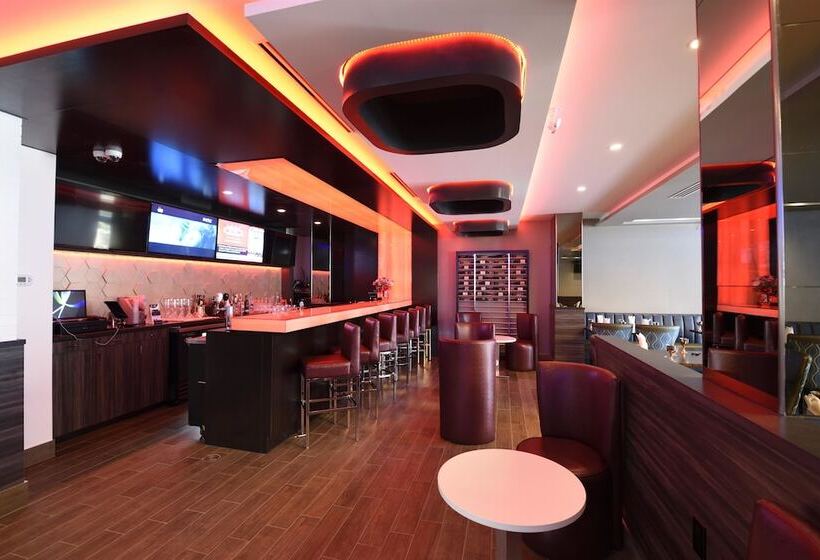 هتل Best Western Downtown Sudbury