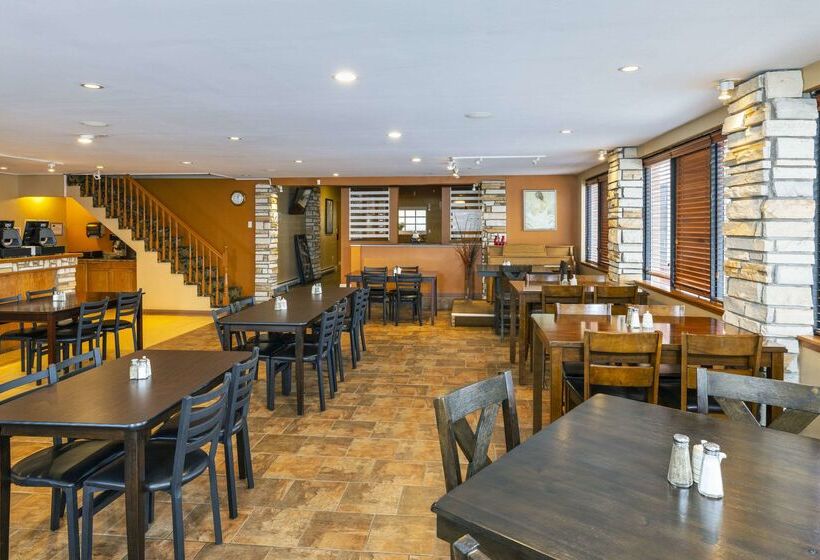 فندق Econo Lodge Miramichi
