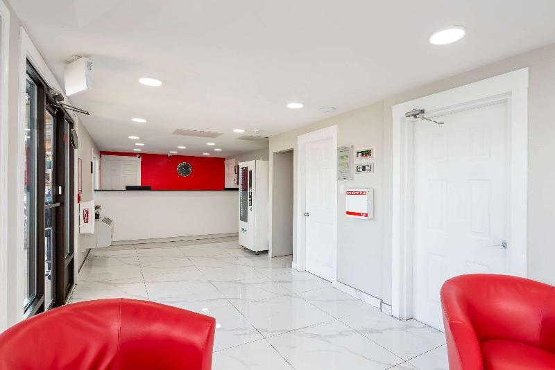 בית מלון כפרי Econo Lodge