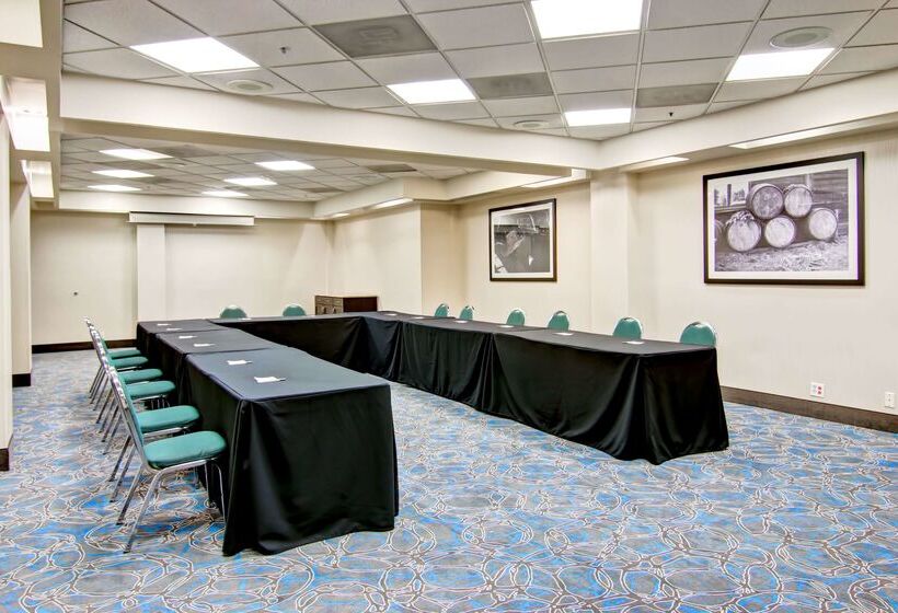 בית מלון כפרי Hampton Inn & Suites By Hilton Calgary Airport