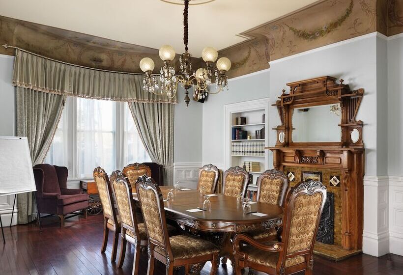 בית מלון כפרי Pendray Inn And Tea House