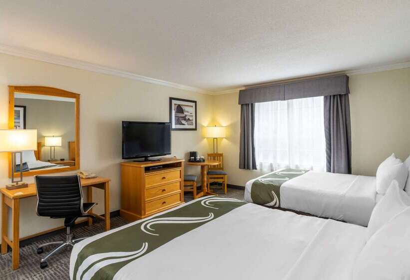Hotel Quality Inn Downtown Inner Harbour