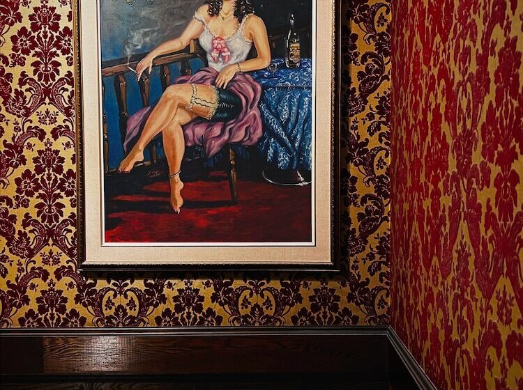 فندق The Downtown, A Coast