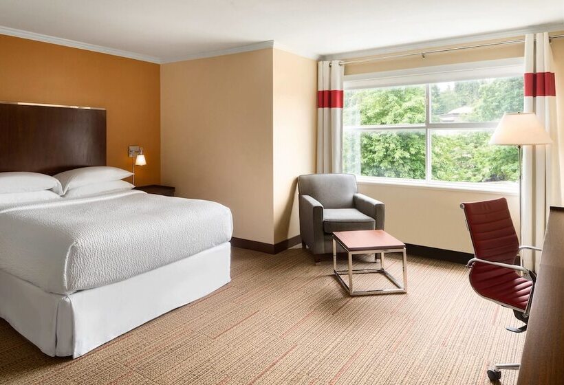 هتل Four Points By Sheraton Surrey